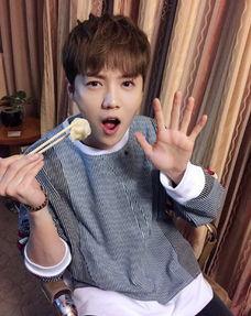 娱乐吃瓜酱小时候